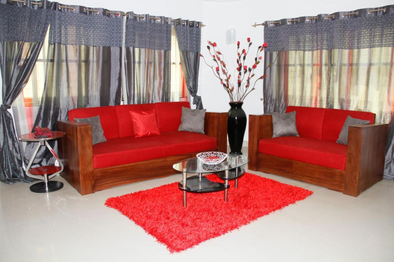 Amazing Grace Residence โกโตนู ภายนอก รูปภาพ